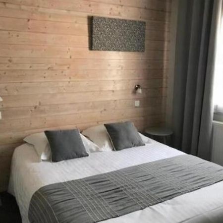 ארס Hotel La Petite Auberge מראה חיצוני תמונה