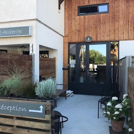 ארס Hotel La Petite Auberge מראה חיצוני תמונה