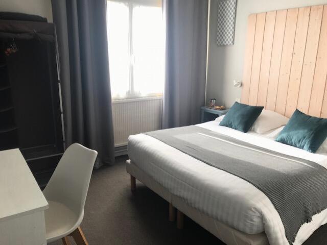 ארס Hotel La Petite Auberge מראה חיצוני תמונה
